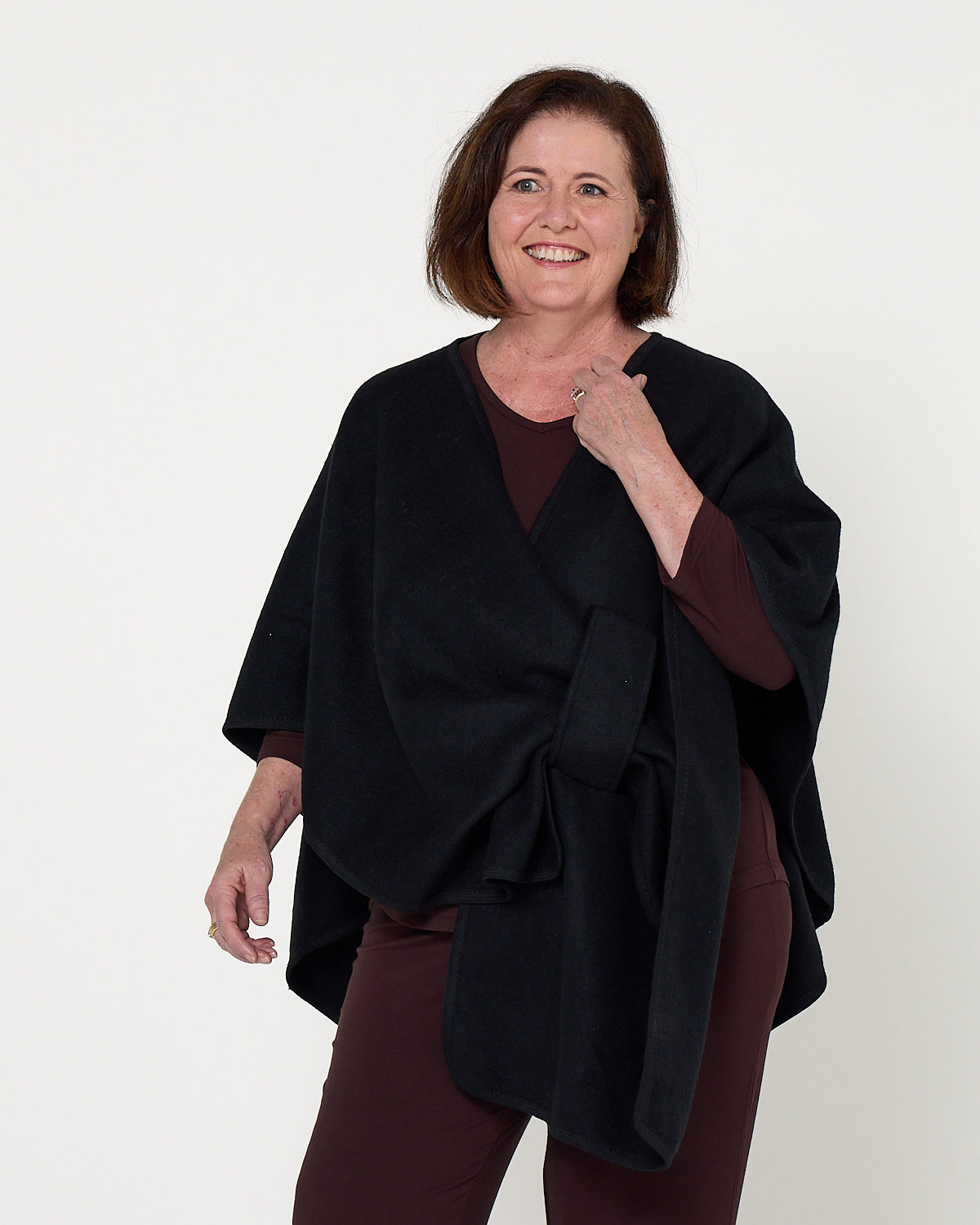 Olinda Poncho - Black