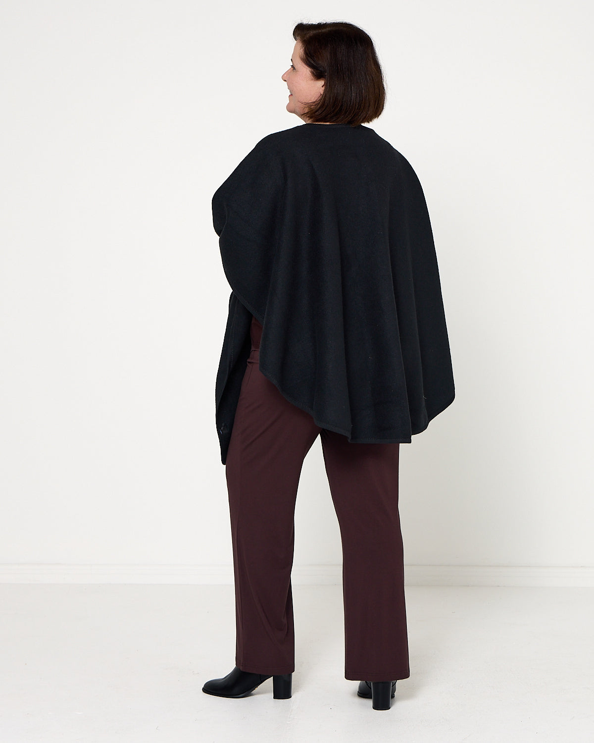 Olinda Poncho - Black