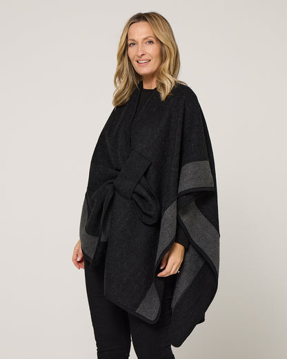 Ingliston Poncho - Black/Charcoal
