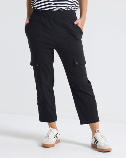 Travel Ease Cargo Pants - Black