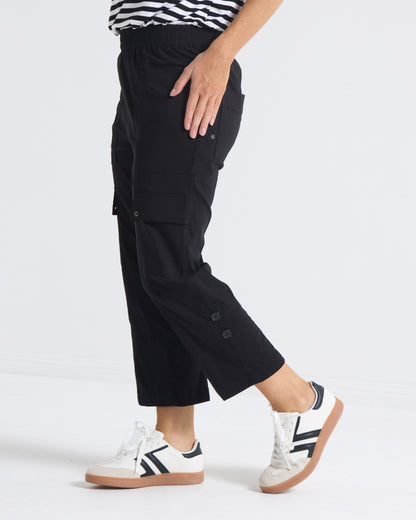 Travel Ease Cargo Pants - Black