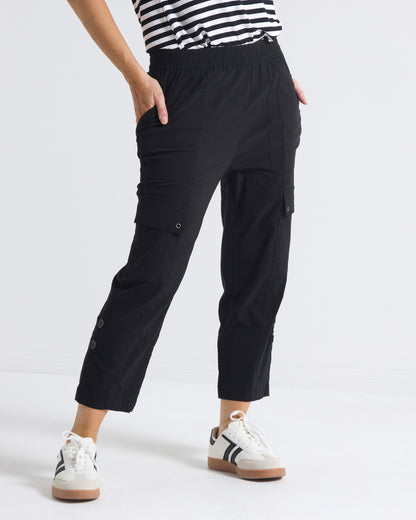 Travel Ease Cargo Pants - Black