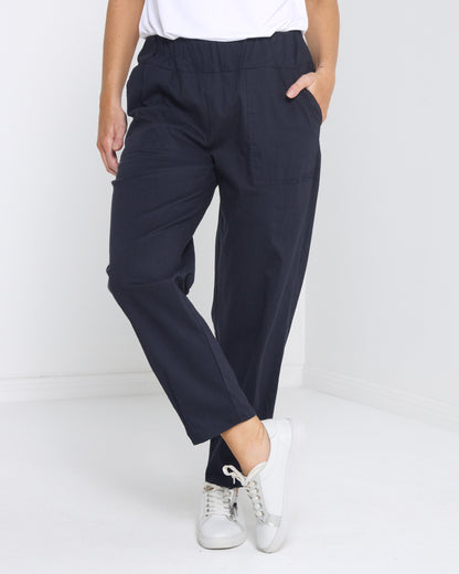 Travel Ease Tuck Pants - Navy