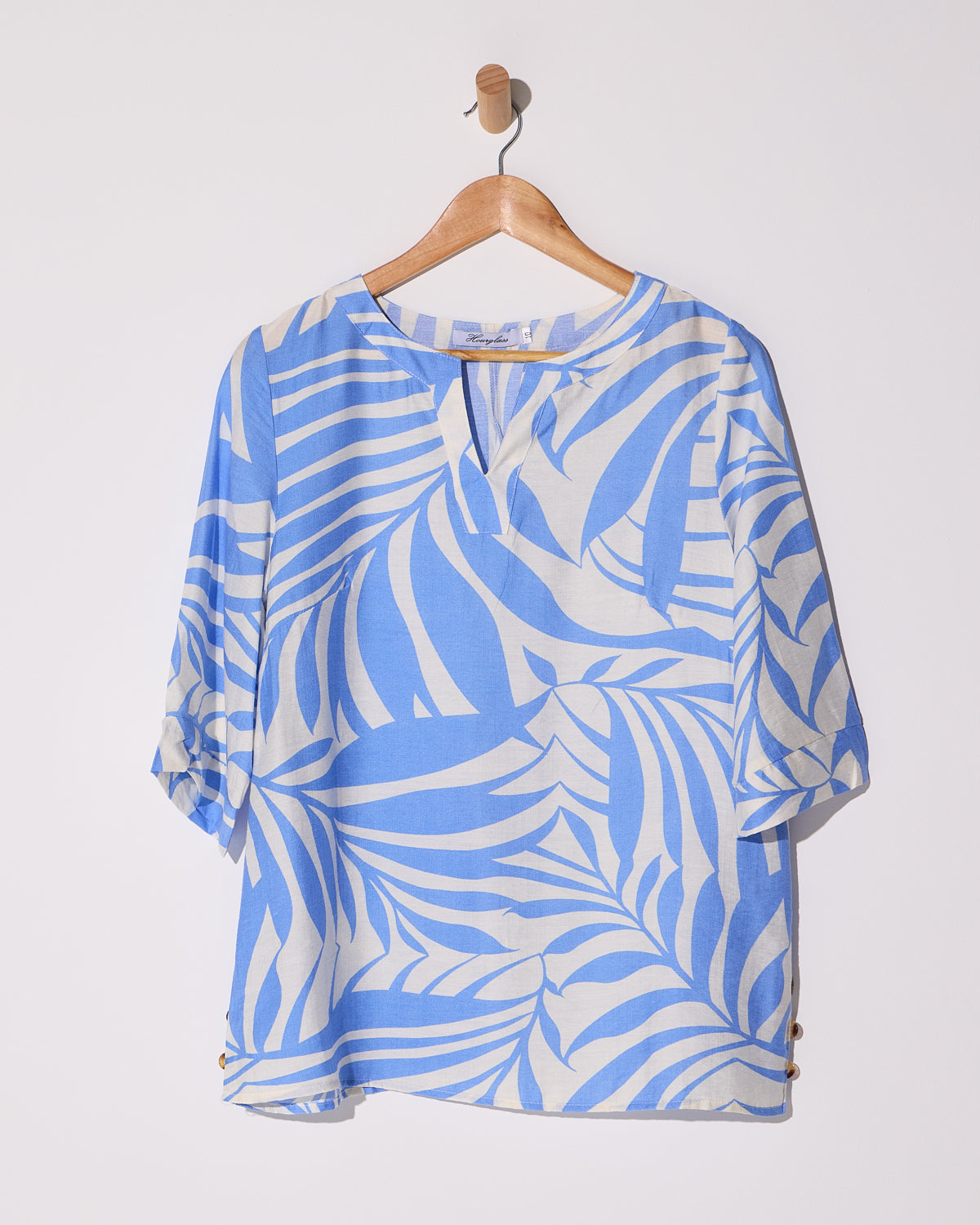 Brisa Top - Sky Blue Palms