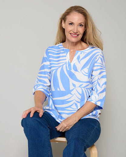 Brisa Top - Sky Blue Palms