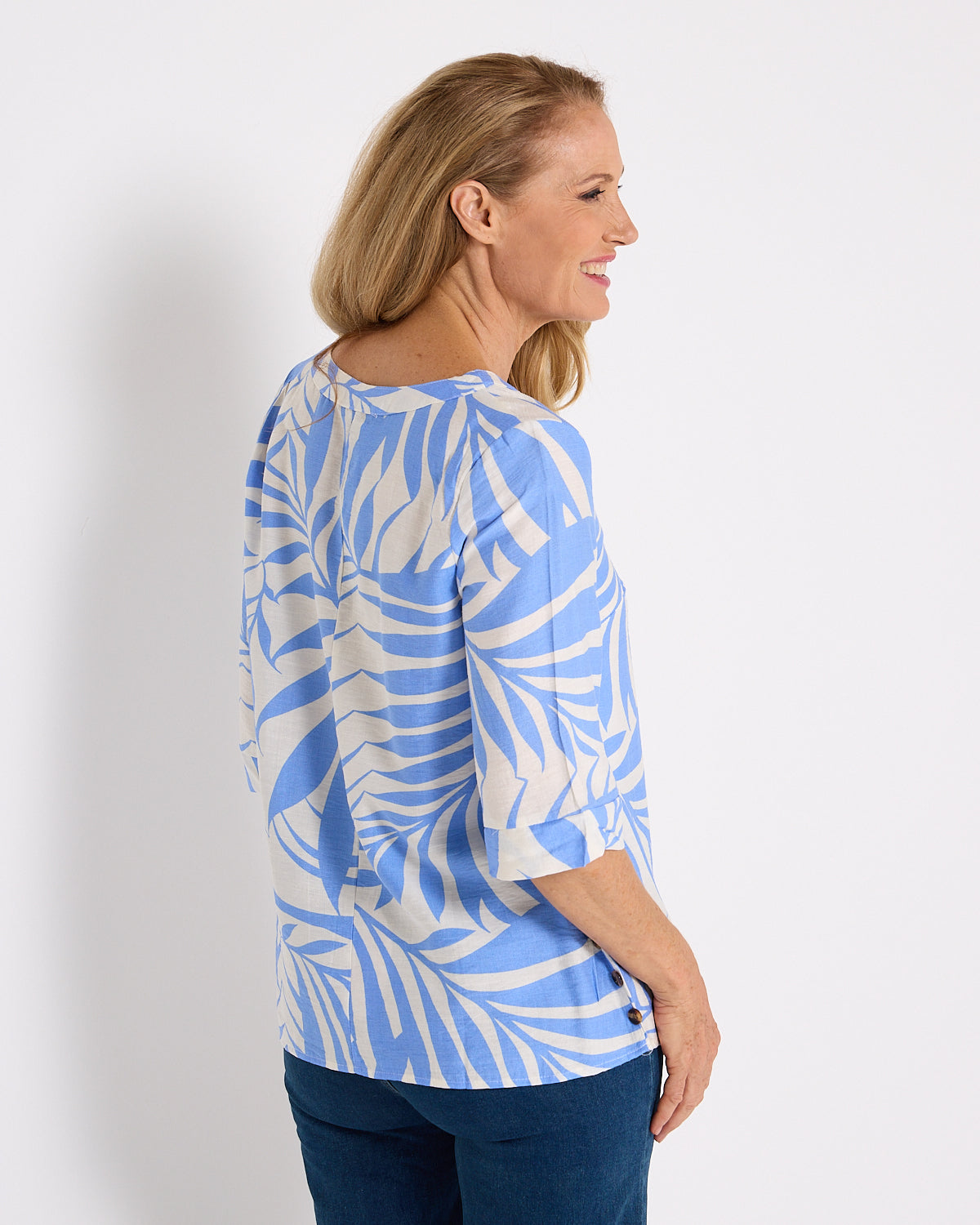 Brisa Top - Sky Blue Palms