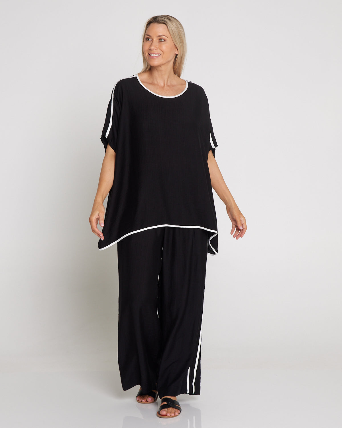 Wide Leg Leisure Pants - Black/White