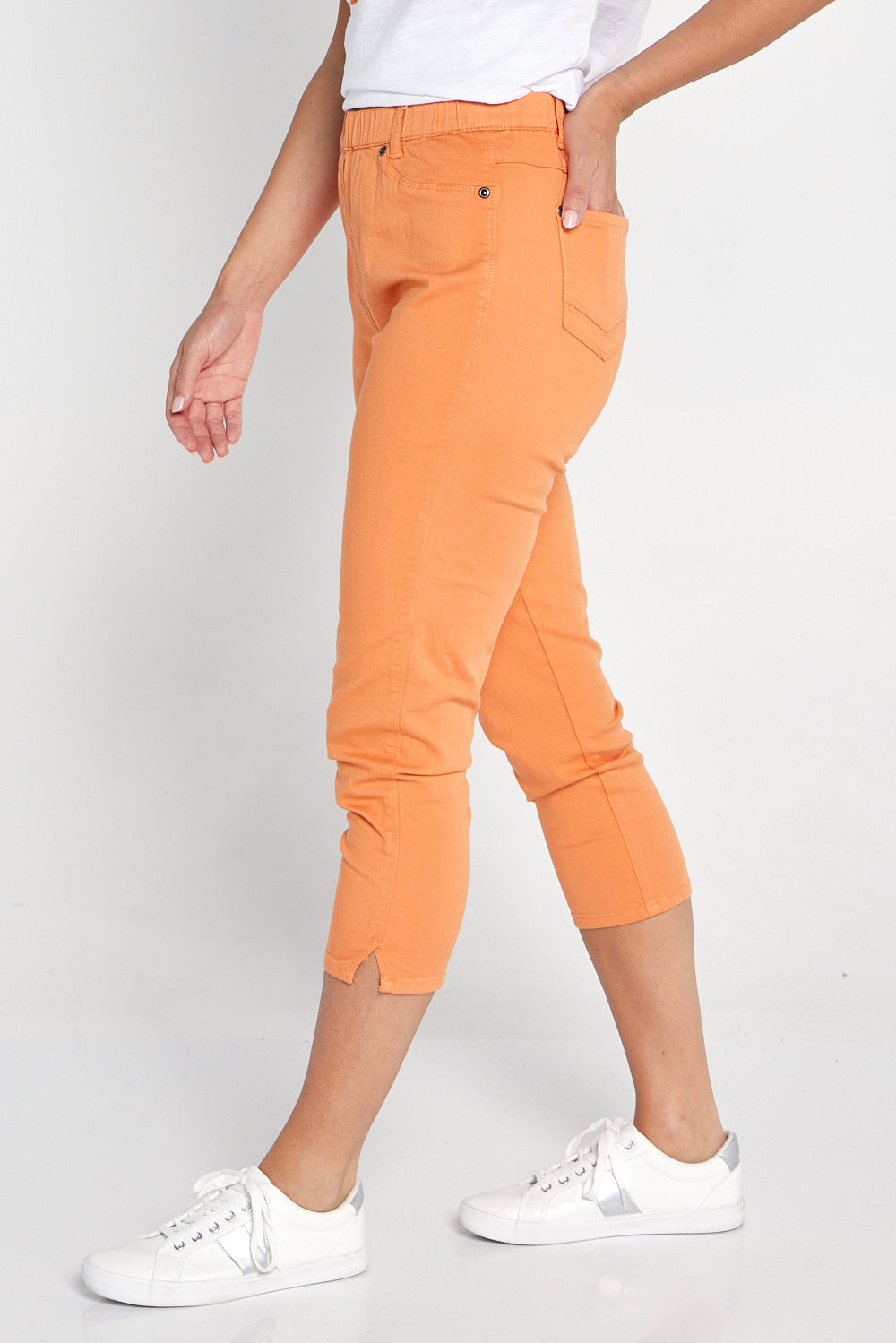 Stefani Capri Pants - Orange  Cafe Latte Stretch Cotton Capri Jegging –  TULIO Fashion