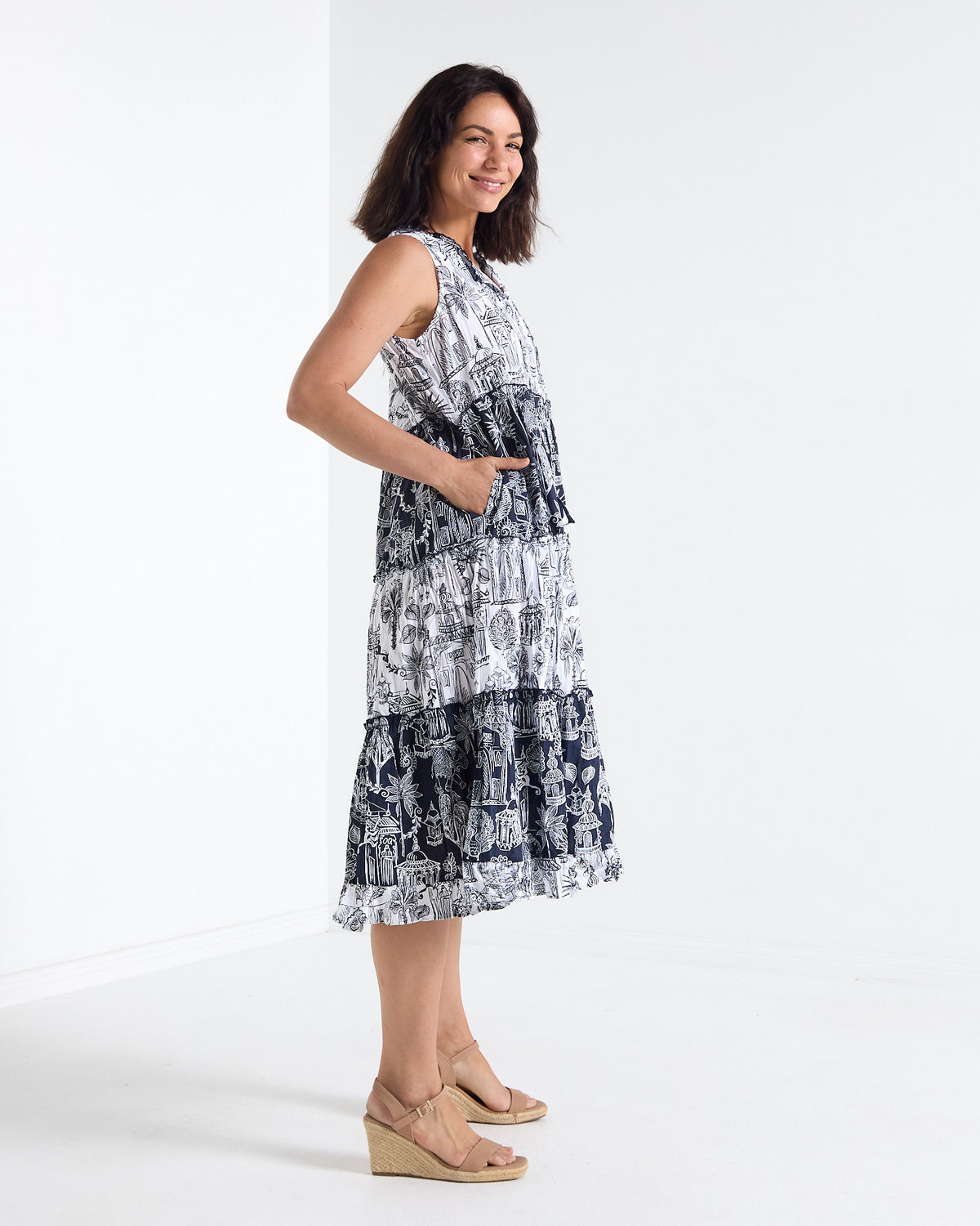 Cassis Sleeveless Cotton Dress - Navy & White