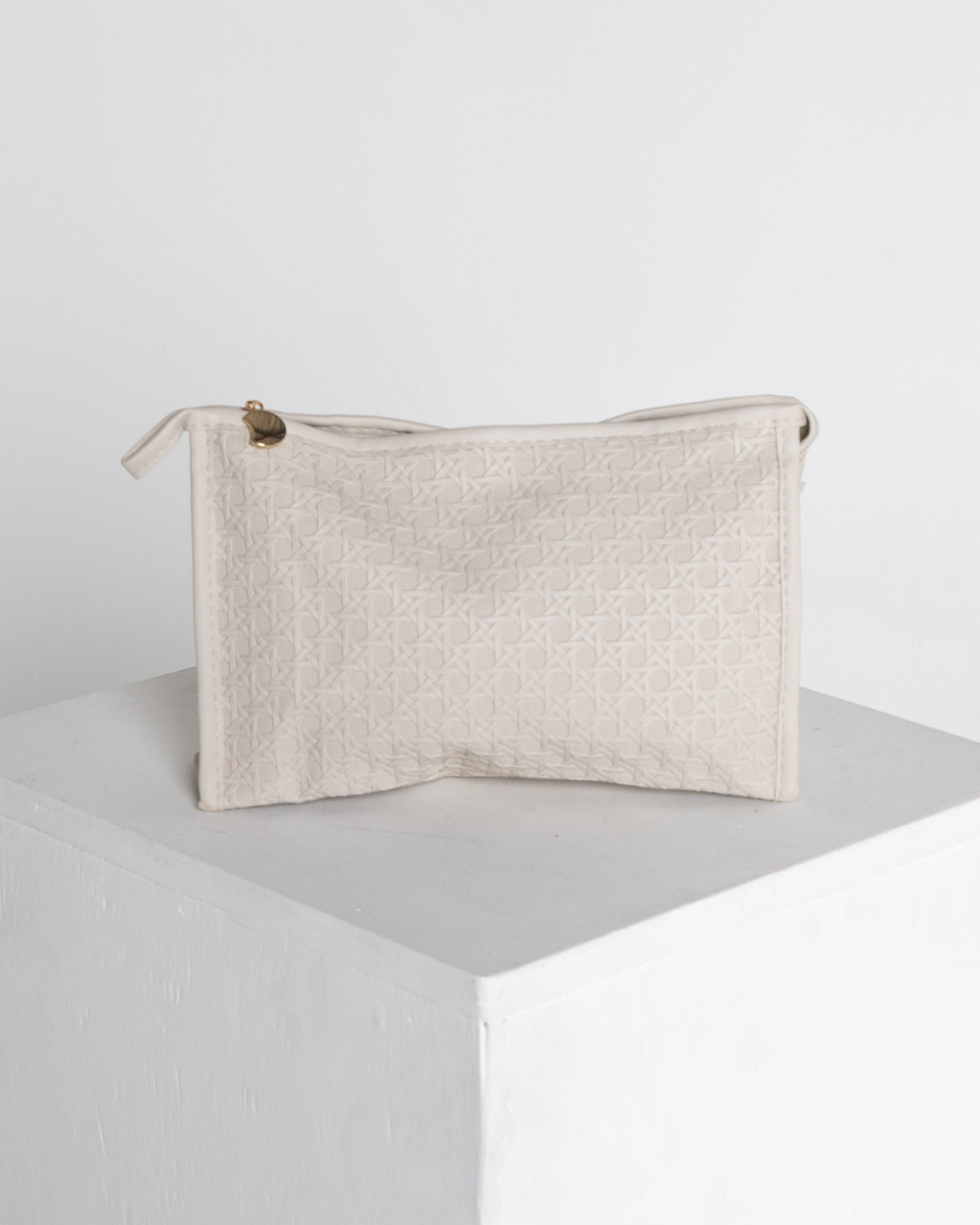 Concord Cosmetic / Travel Case - Magnolia Weave