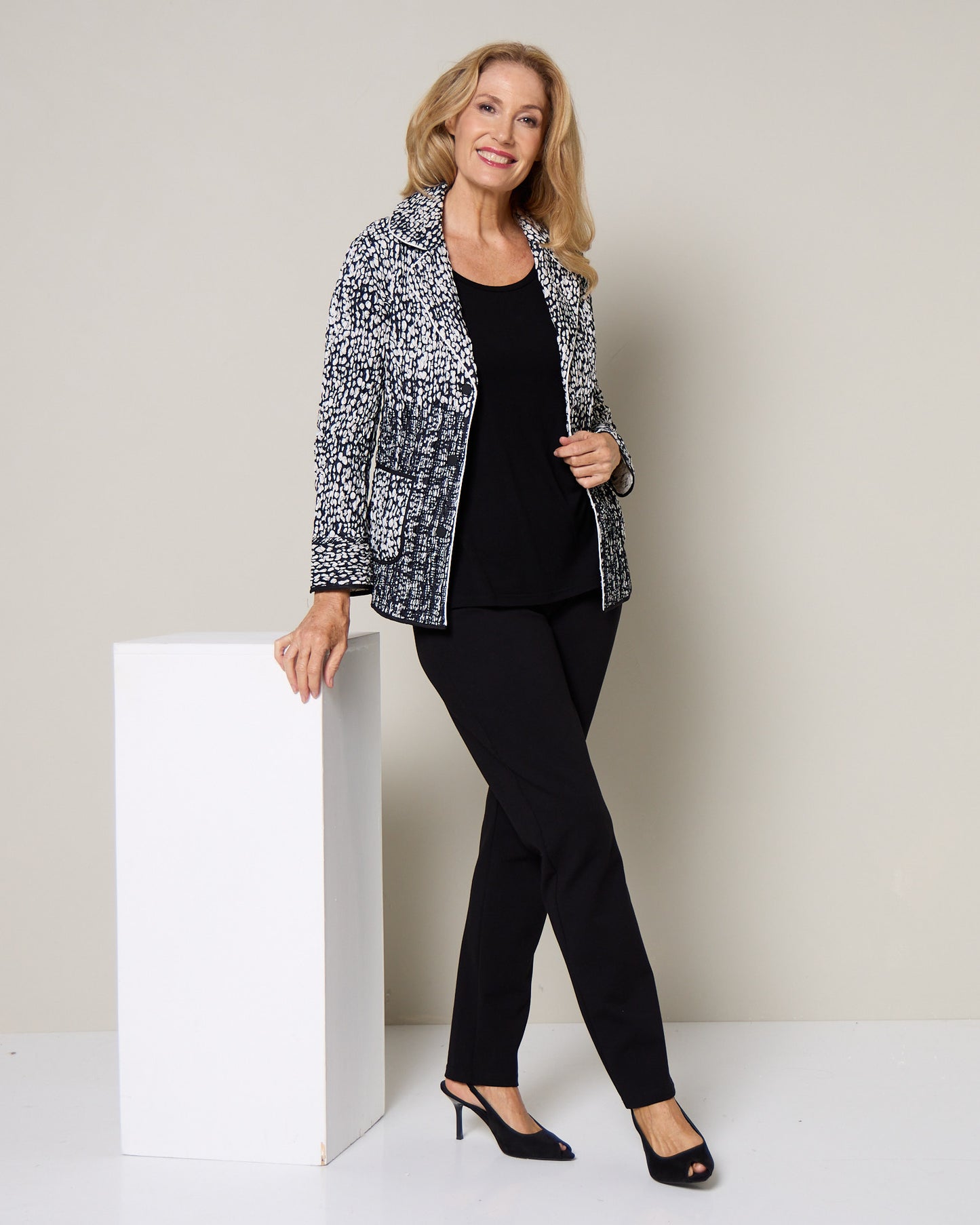 Redbank Jacket - Black/Cream