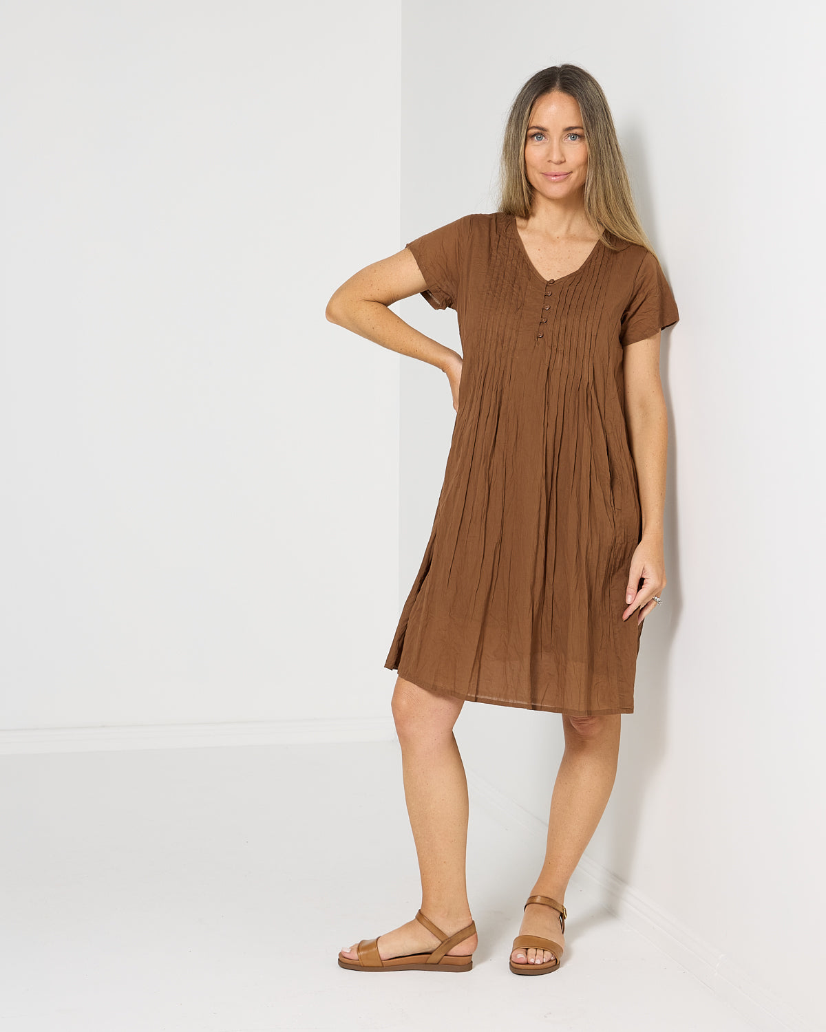 Taylor Easy Fit Dress - Mocha
