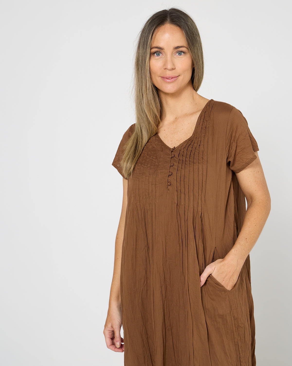 Taylor Easy Fit Dress - Mocha