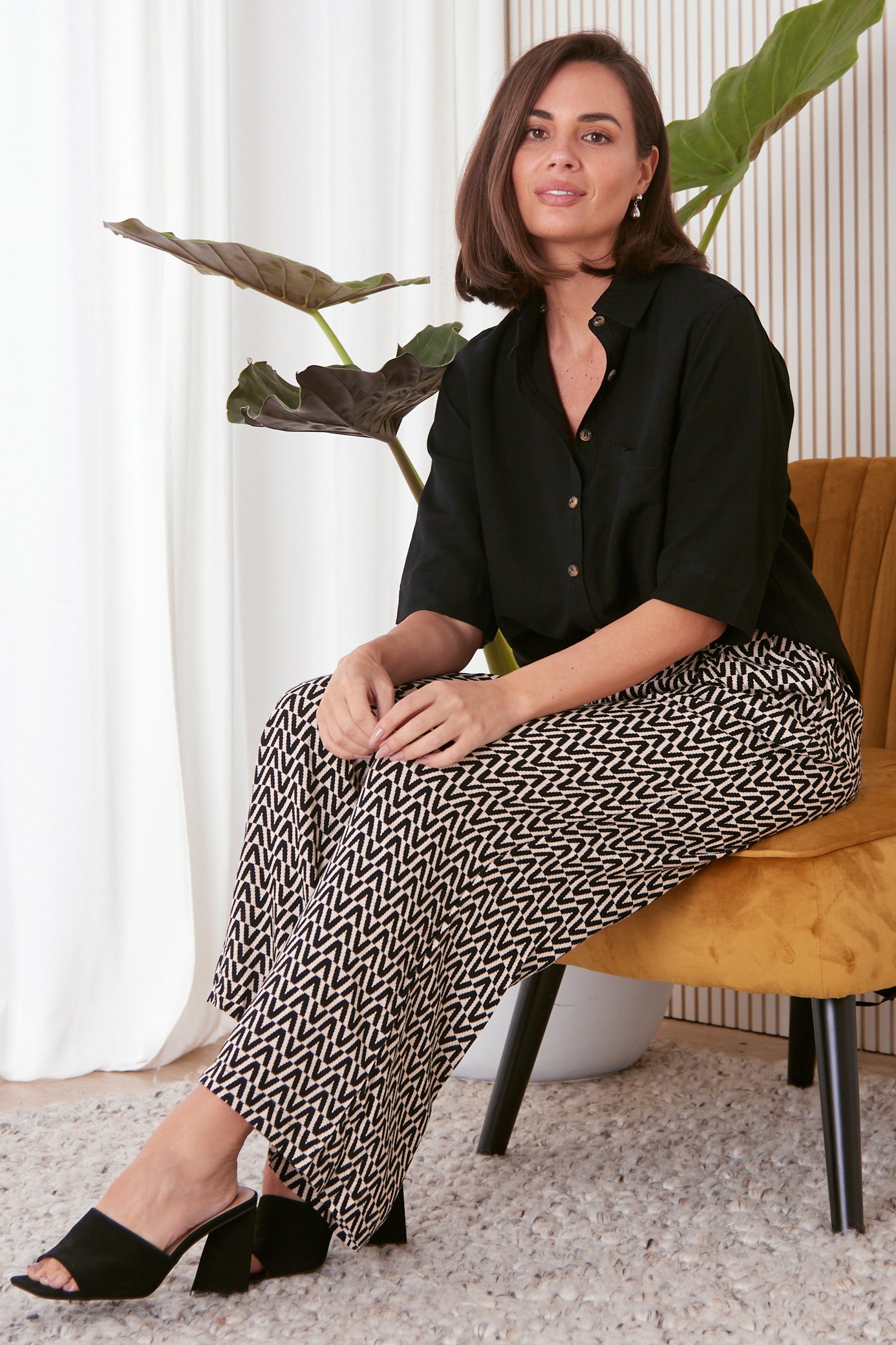 Daria Wide Leg Pants Black Beige Chevron TULIO Fashion