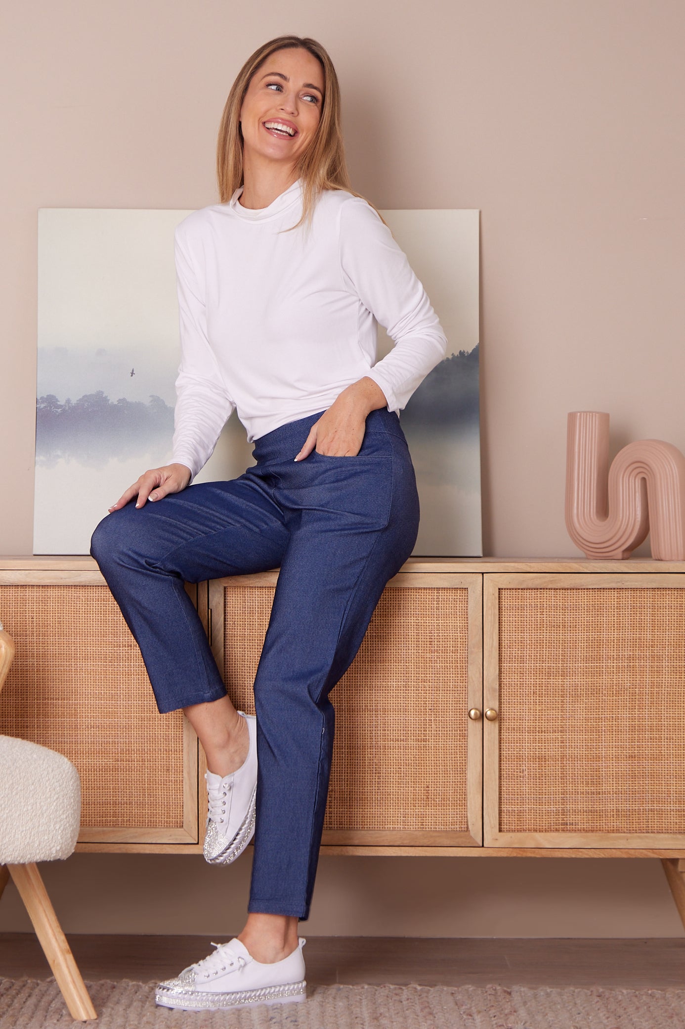 Dana elegant turtleneck pullover top