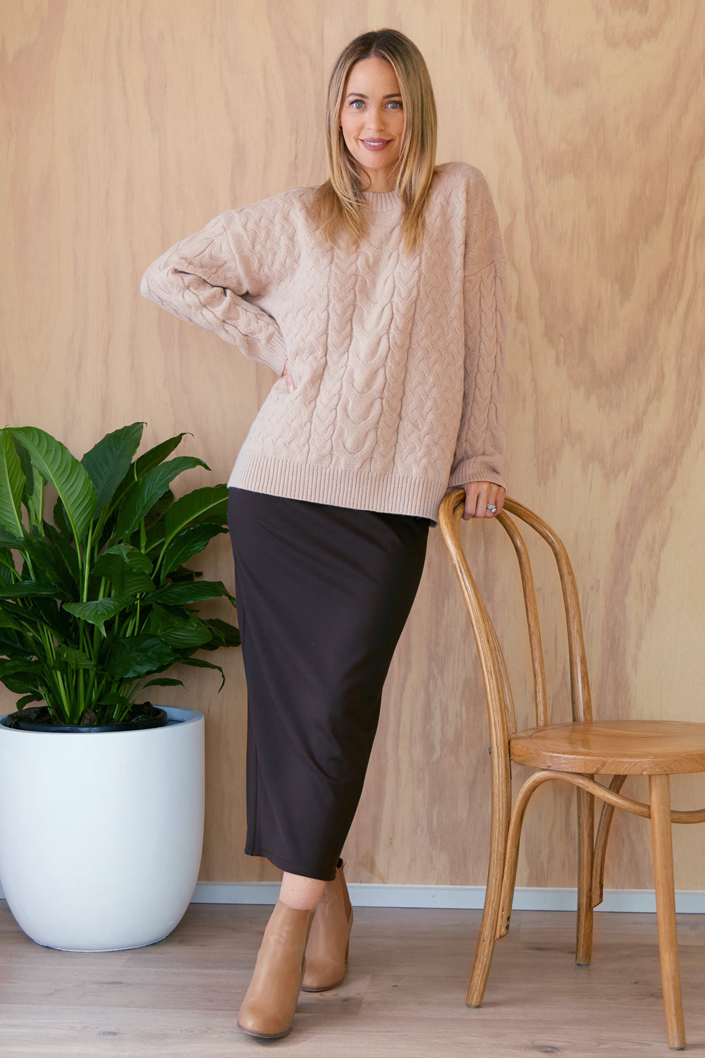 Camel shop knit jumper