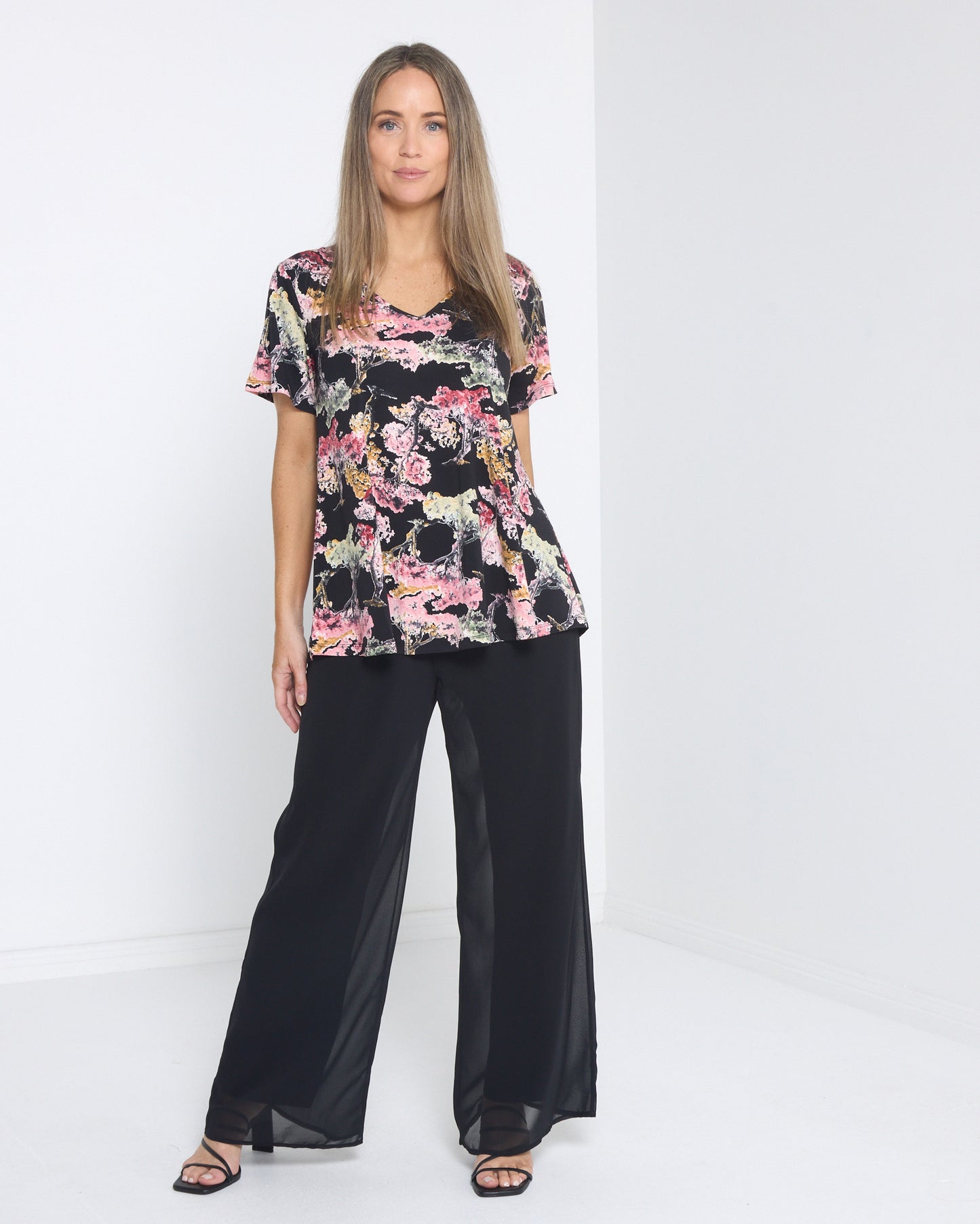 Chateau Plain Chiffon Pant - Black