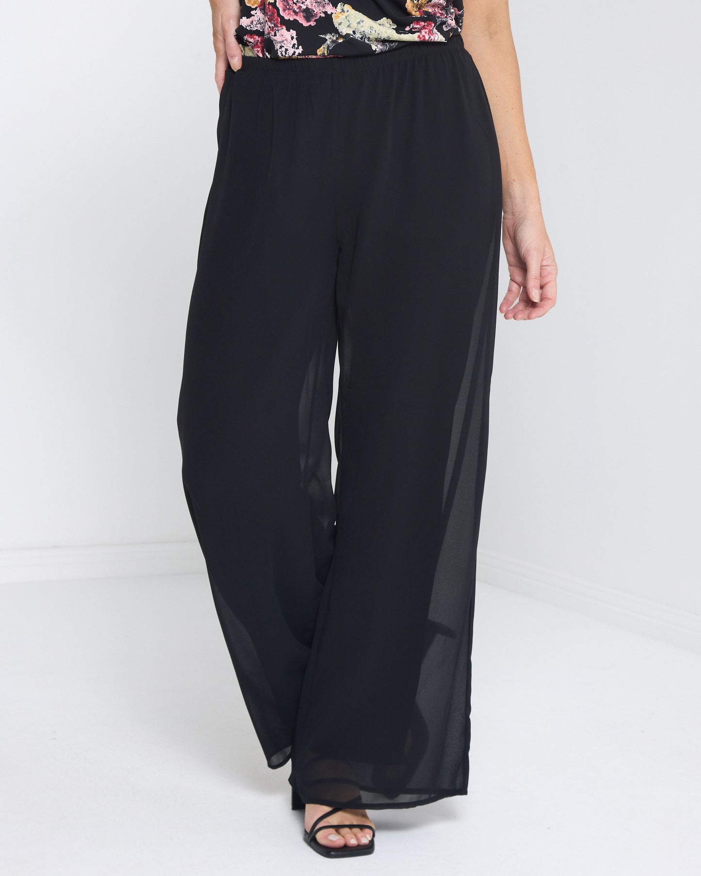 Chateau Plain Chiffon Pant - Black
