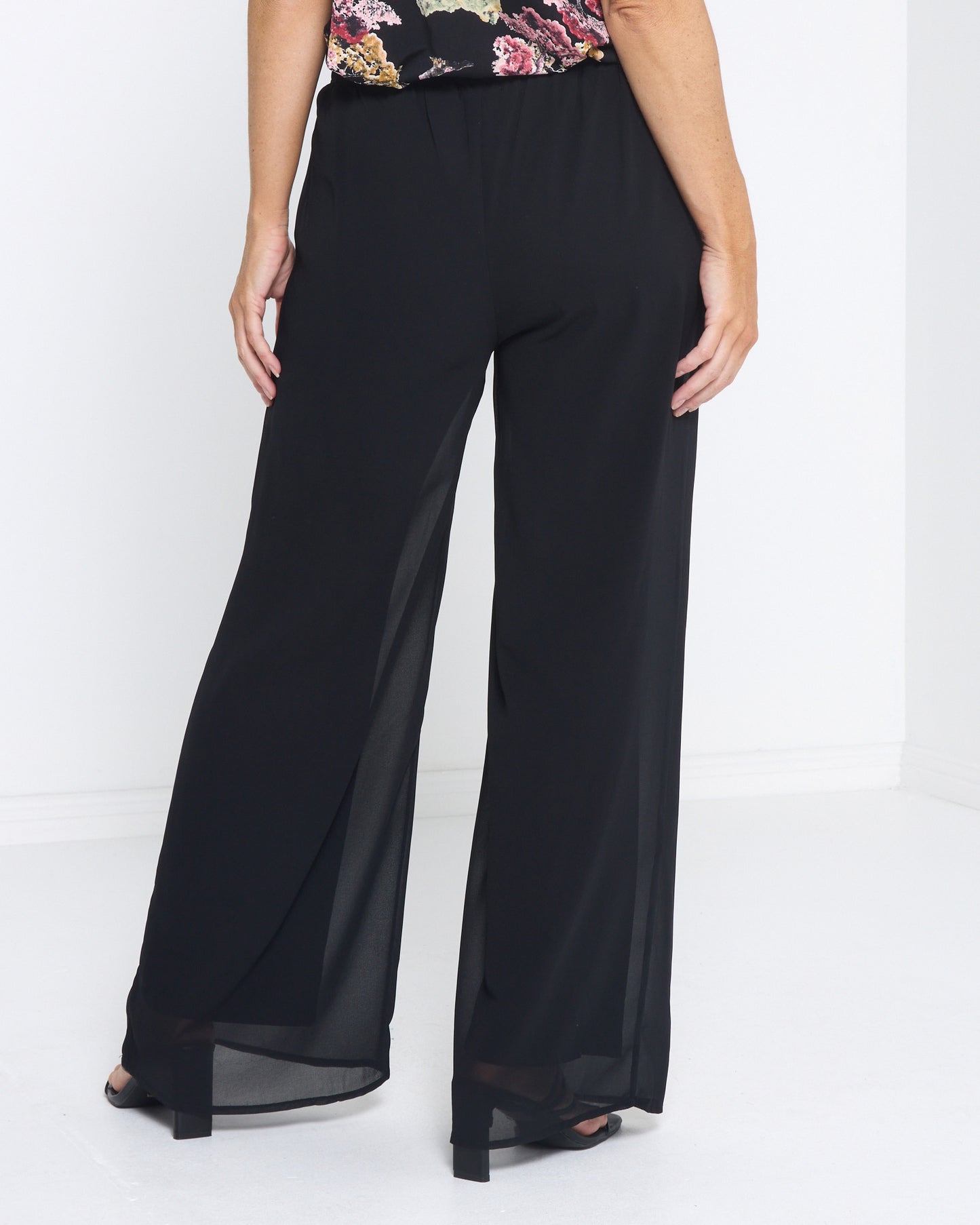 Chateau Plain Chiffon Pant - Black