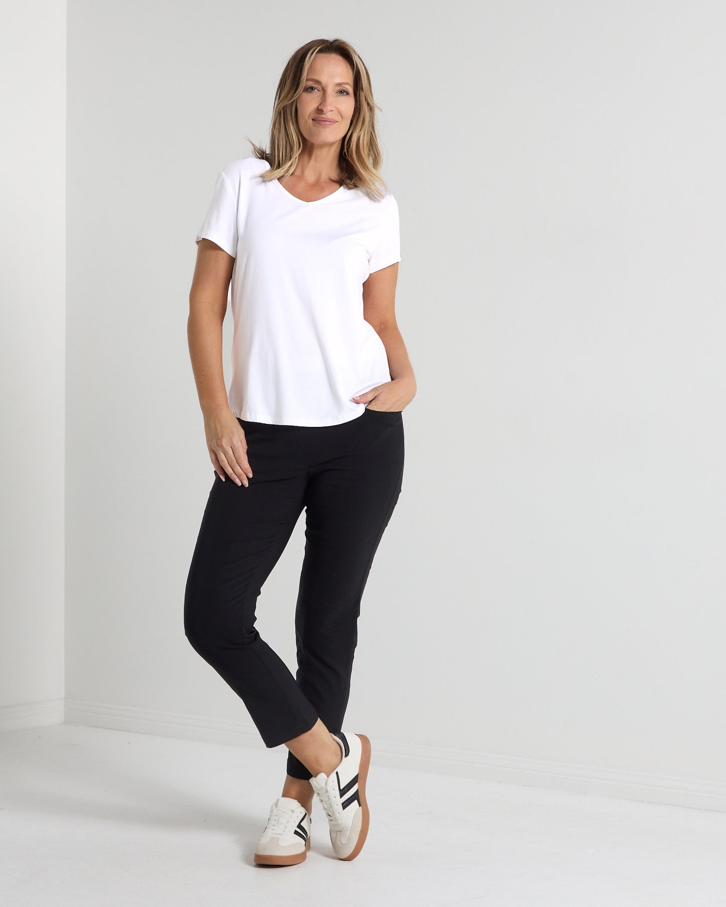 Ella Essential Stretch Pants - Black