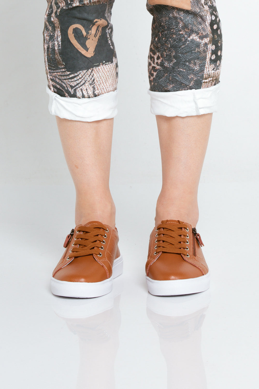 Elsie Sneakers Tan TULIO Fashion
