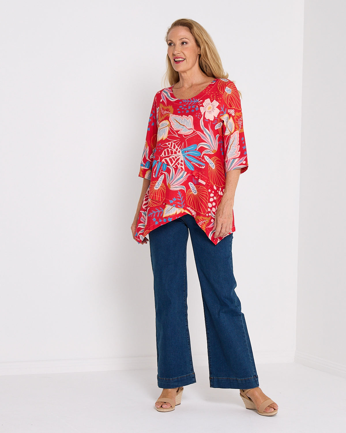 Esther Linen Top - Scarlet Botanica