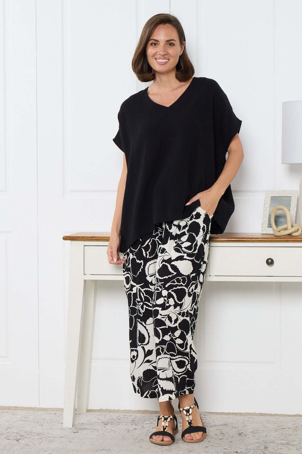 Aiko Lightweight Pants - Black/Ivory Botanical