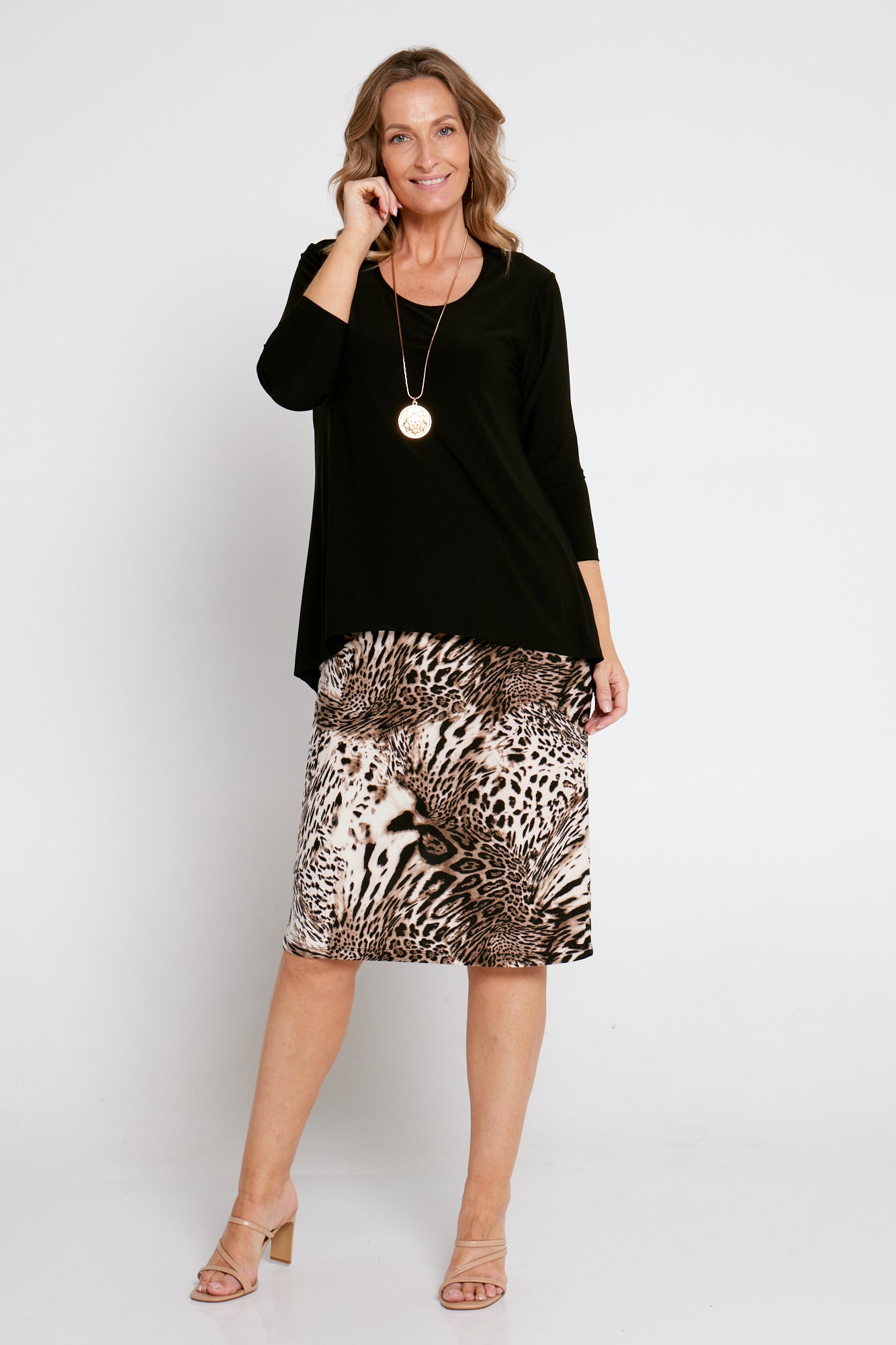 Animal print midi skirt 8 outlet inch