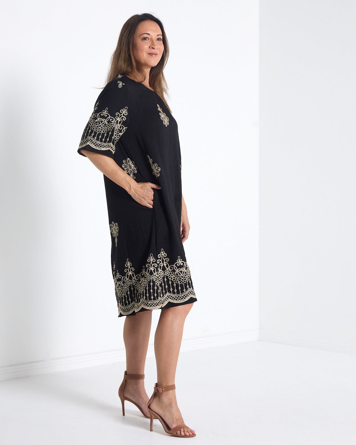 Zinnia Embroidered Dress - Black