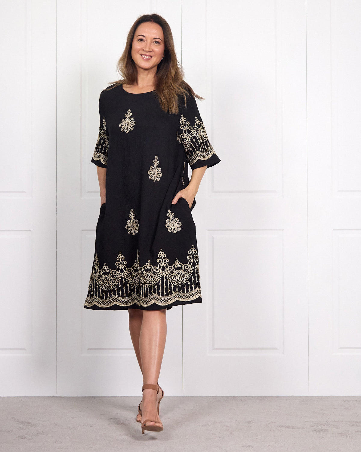 Zinnia Embroidered Dress - Black
