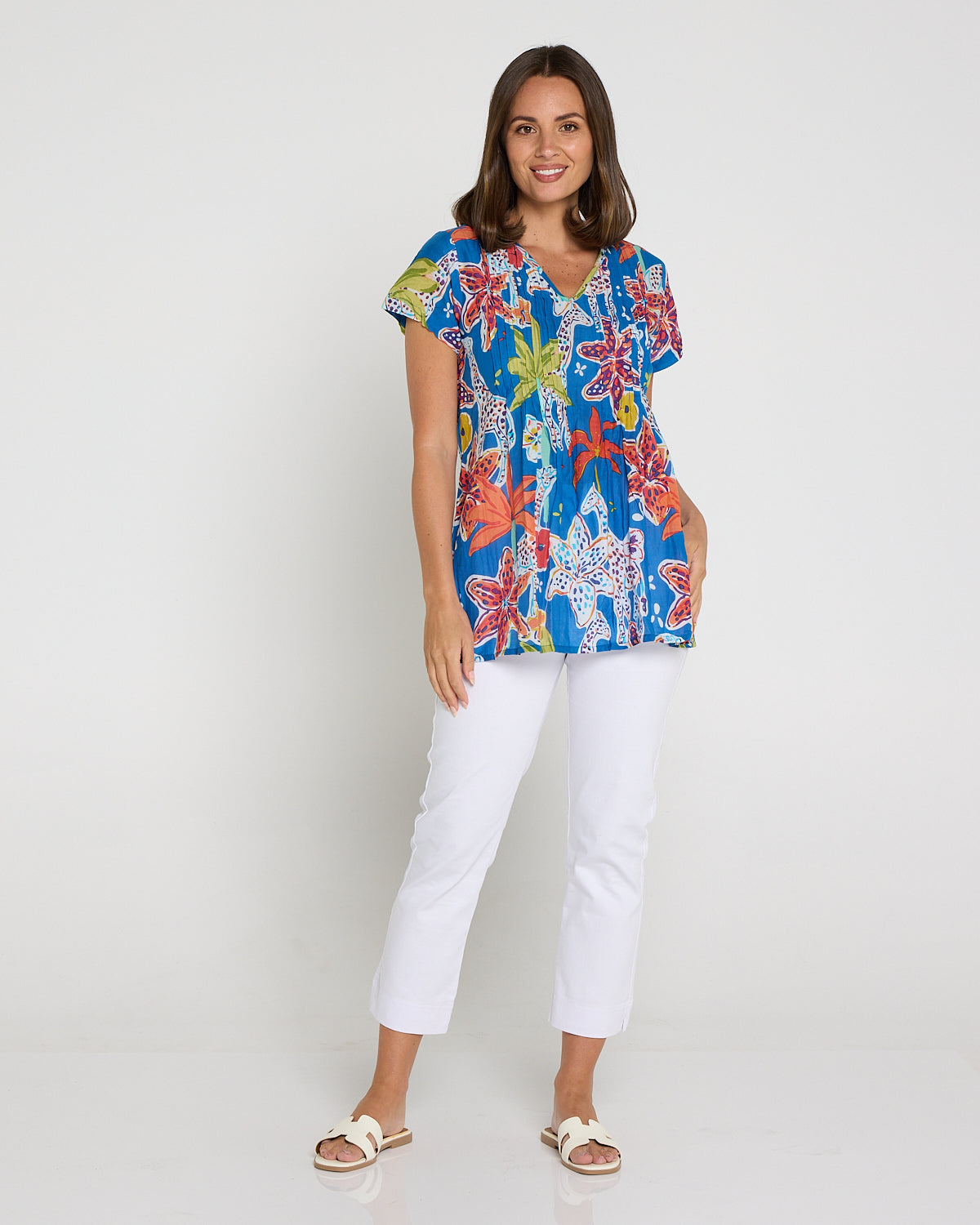 Kayla Cotton Short Sleeve Top - Giraffes Blue