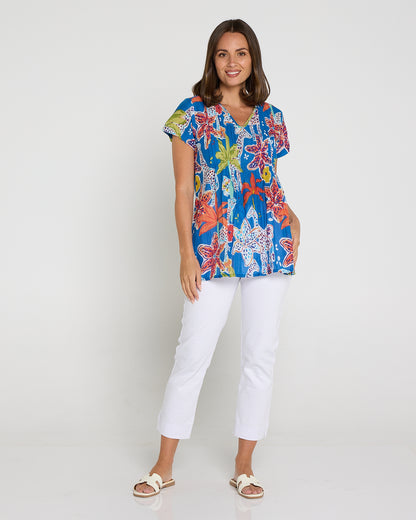 Kayla Cotton Short Sleeve Top - Giraffes Blue