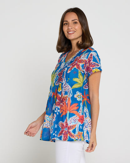 Kayla Cotton Short Sleeve Top - Giraffes Blue