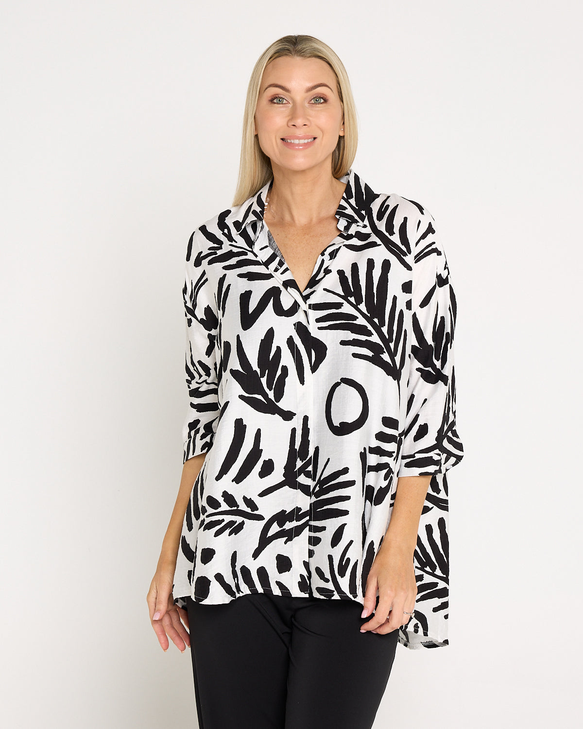 Giselle Shirt - Black/White Botanical