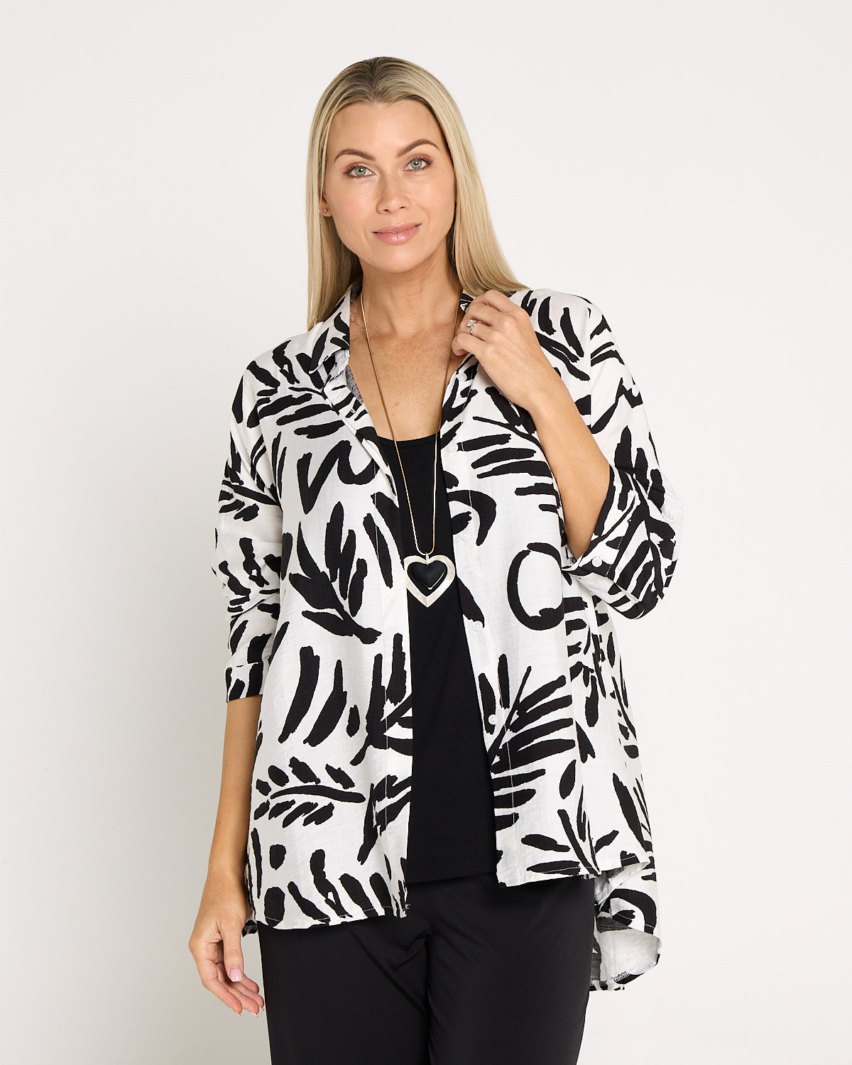 Giselle Shirt - Black/White Botanical