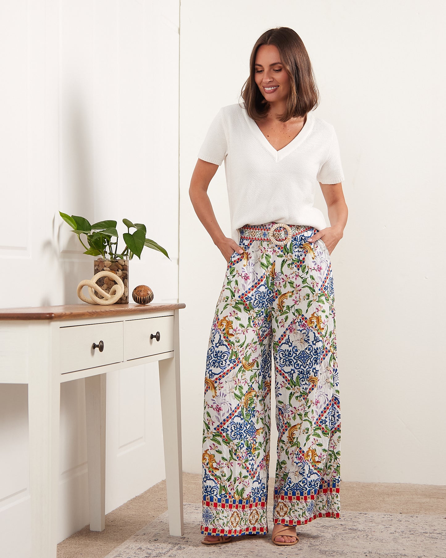 Jana Belted Pants - Jasmine Courtyard