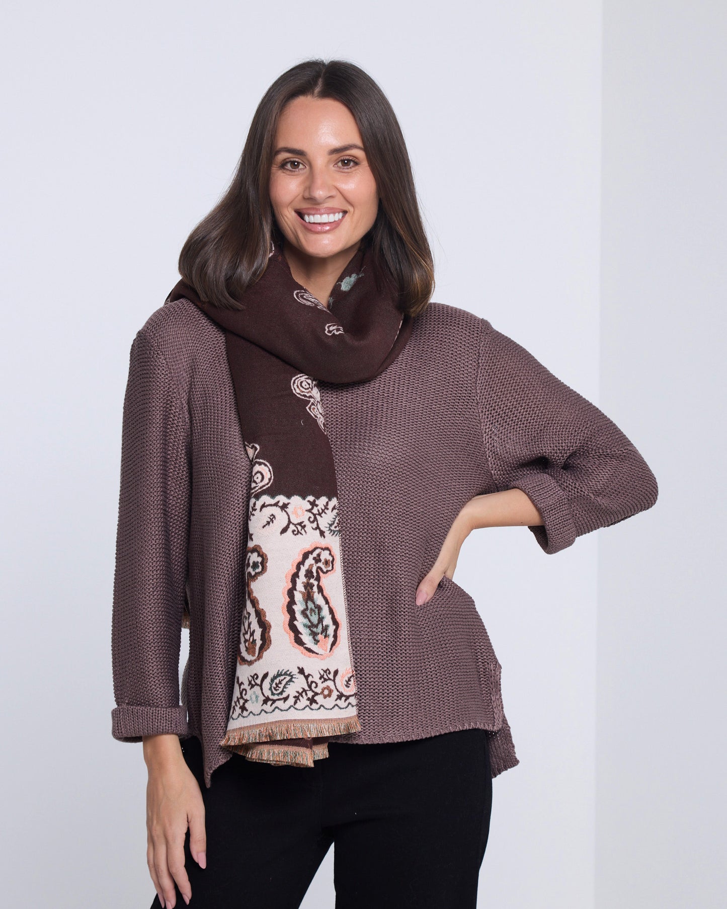 Victoria Scarf - Brown/Beige Paisley