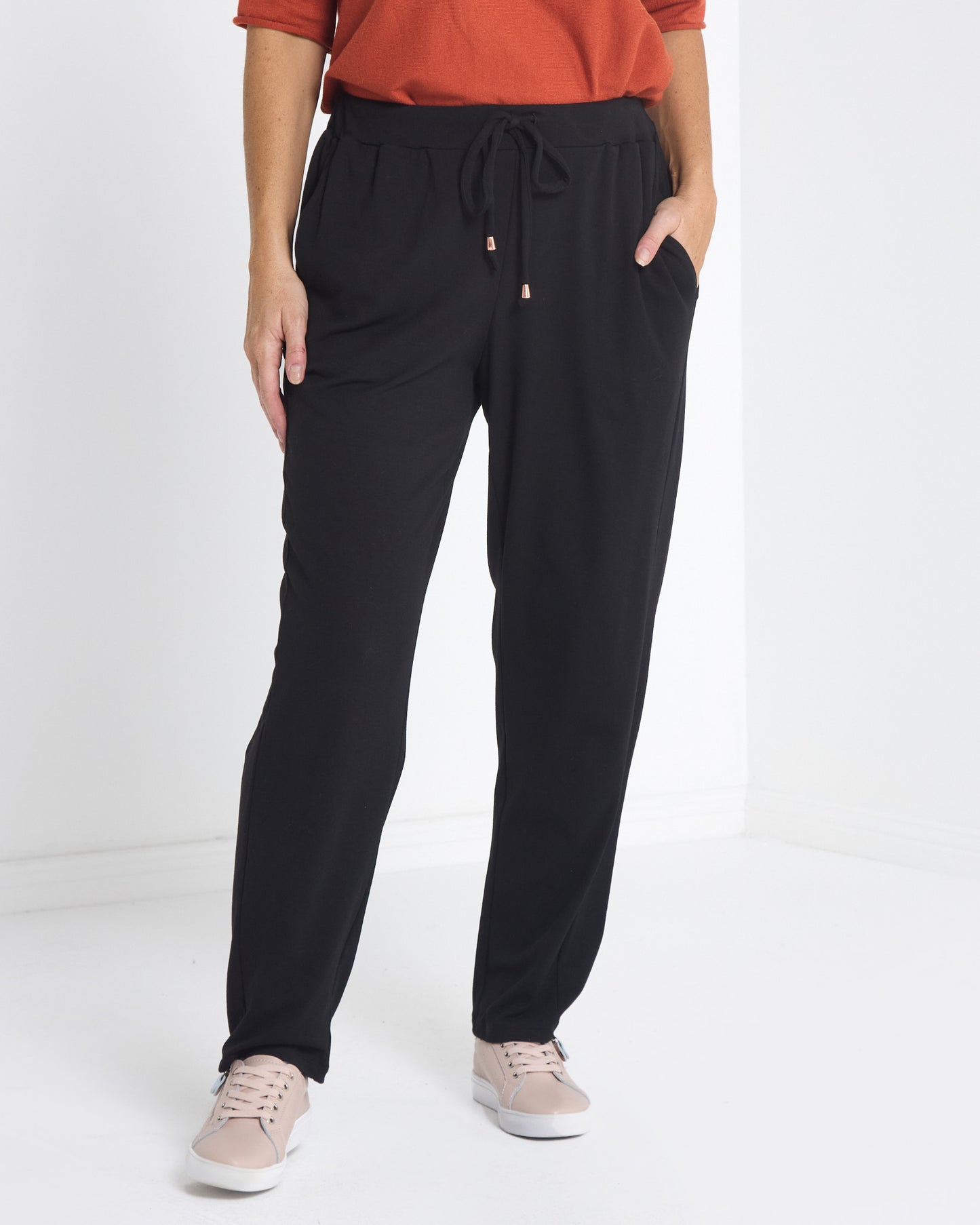 Weekend Life Fleece Pants - Black