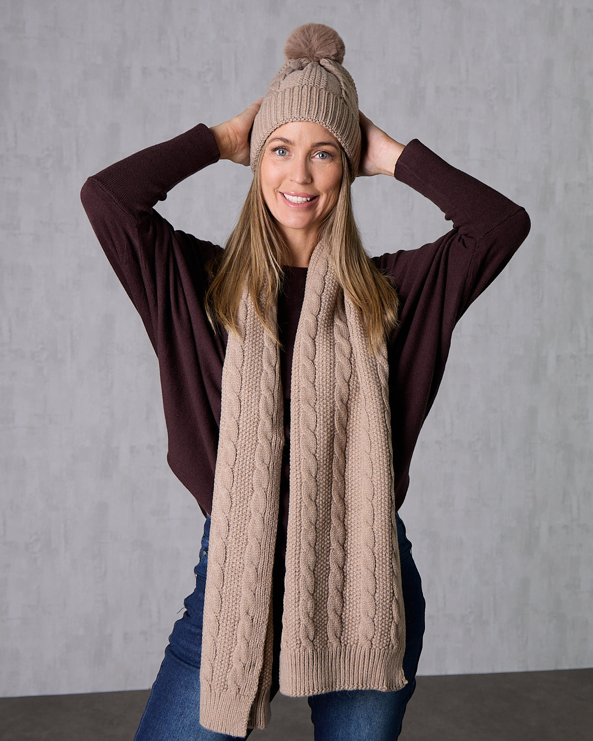 Ashland Scarf & Beanie Set - Mocha