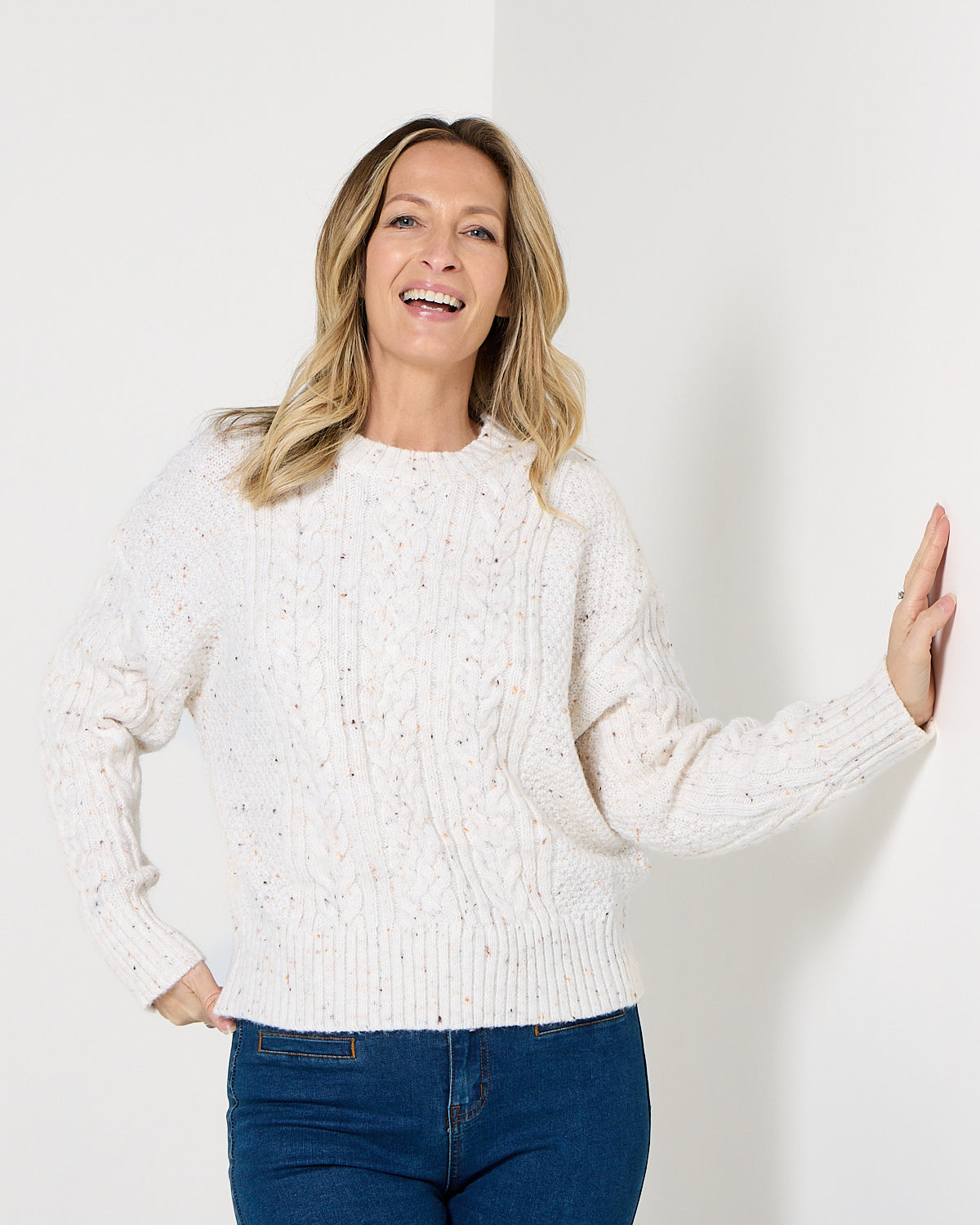 Alaska Knit - White