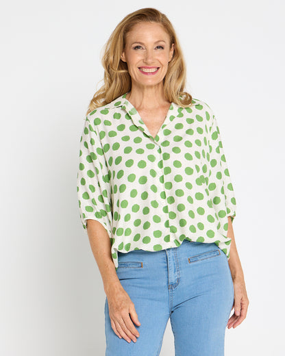 Kara Comfort Shirt - Green Spot