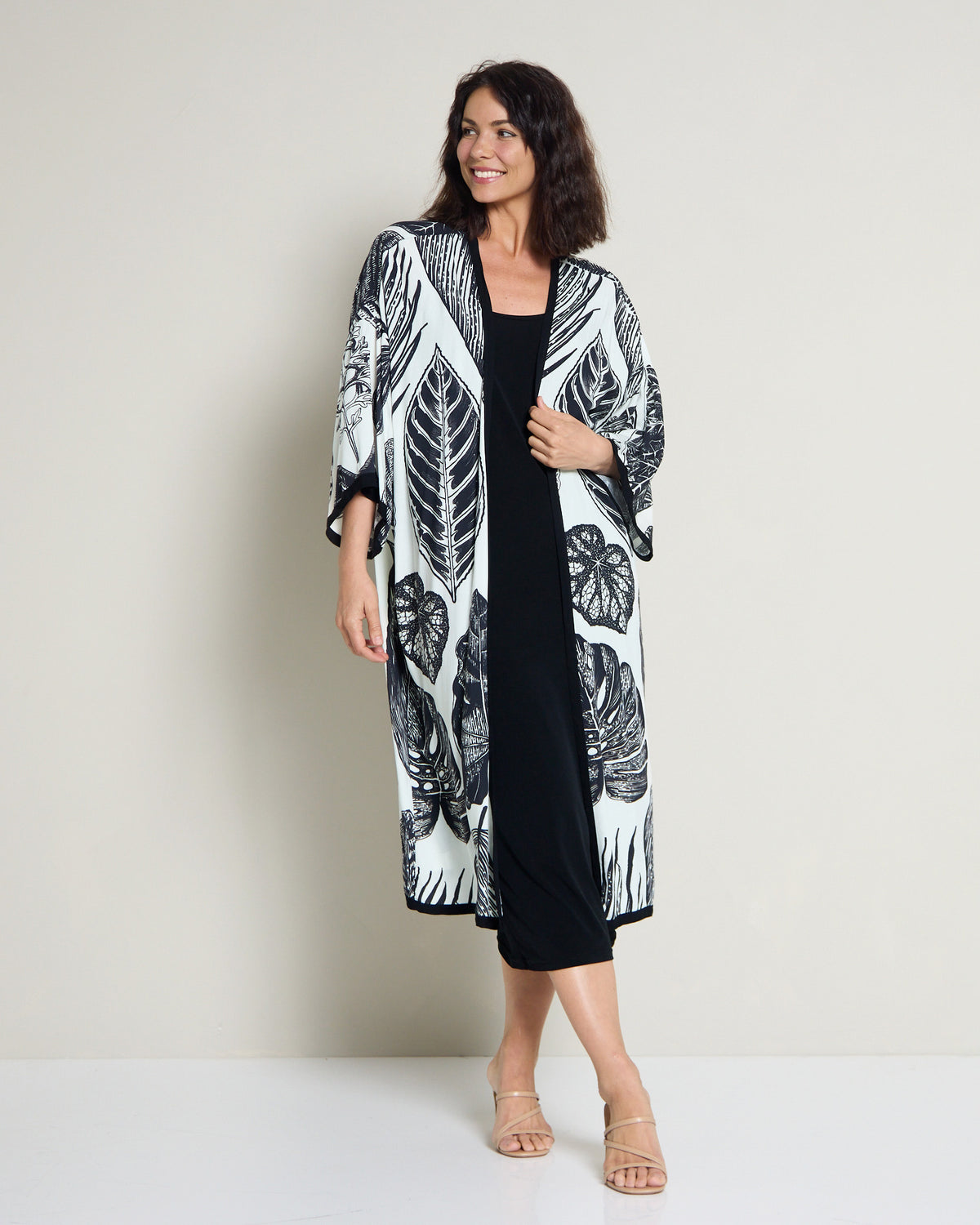 Banbury Kimono Jacket - Beige & Black