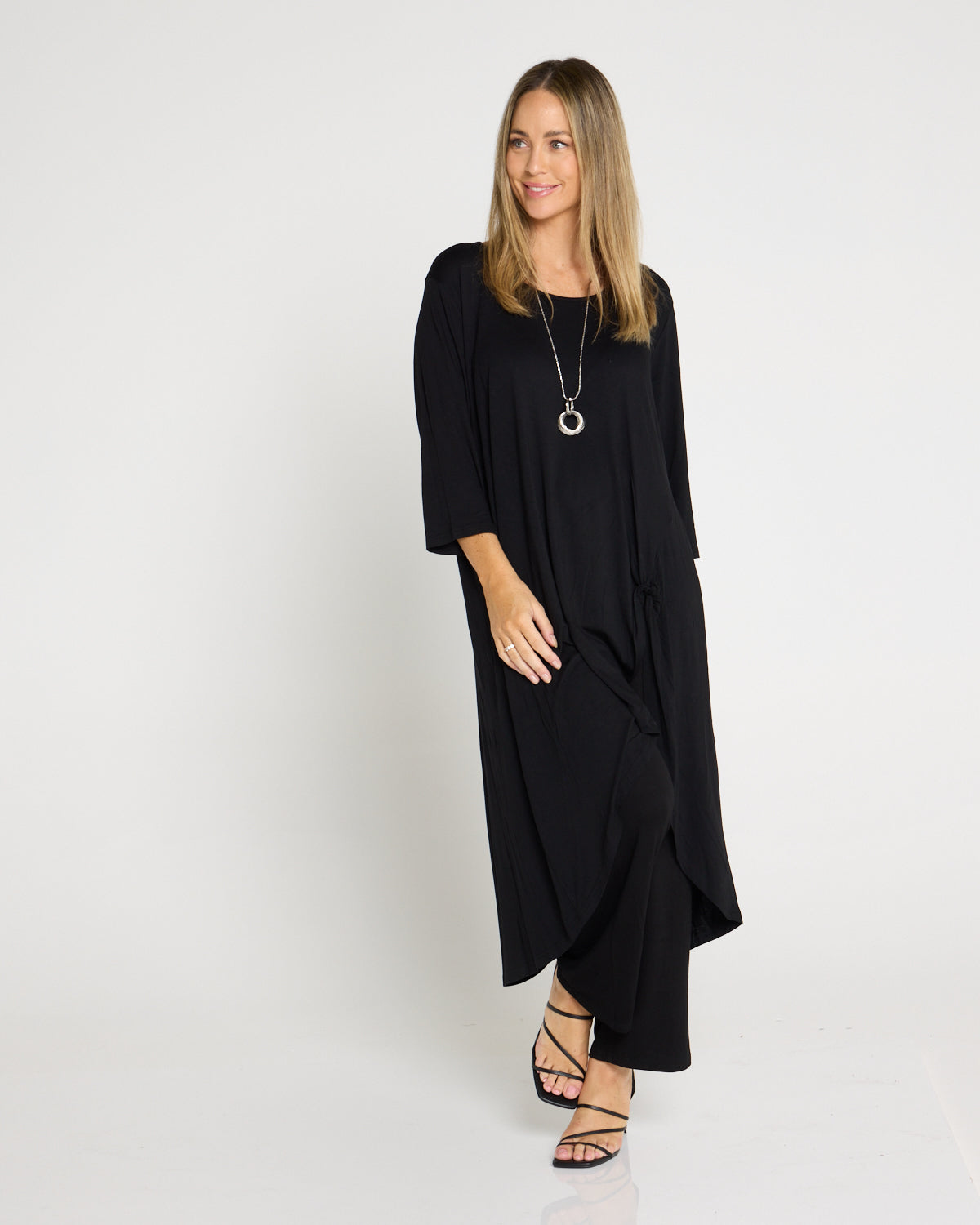 Ayana Smooth Tunic Top - Black