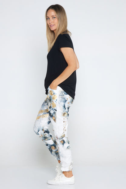 Alina Pants - White/Gold Print