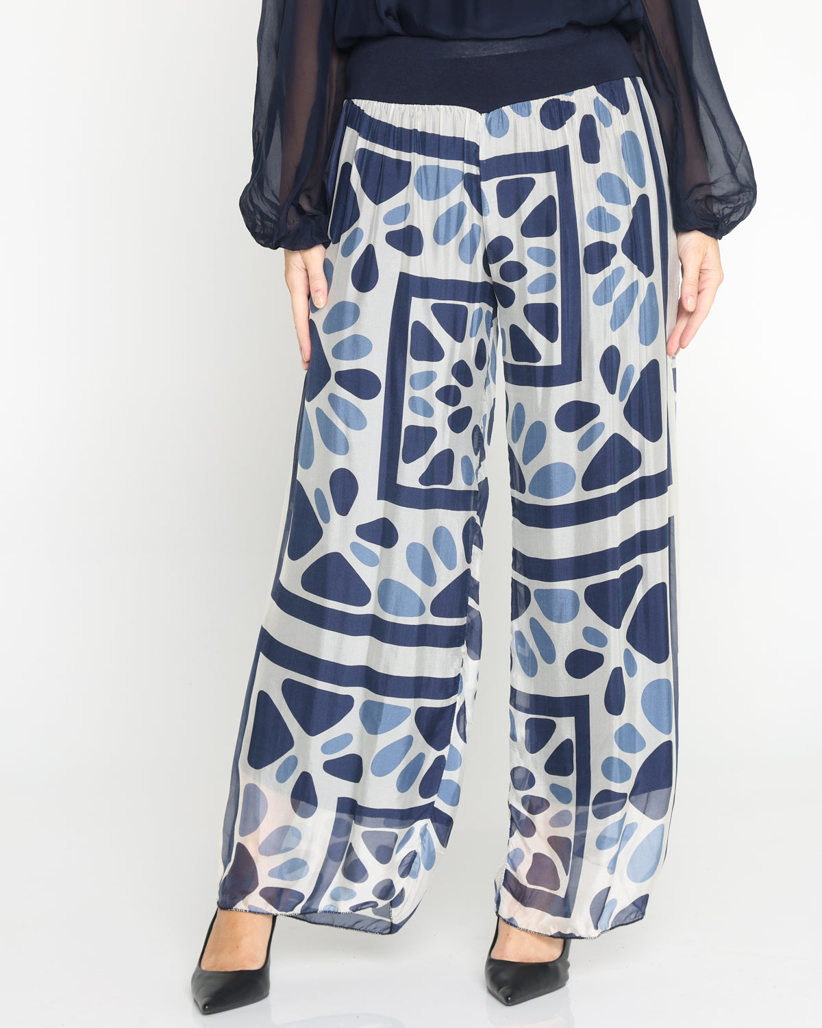 Luciana Top & Arlette Pants - Navy Mosaic