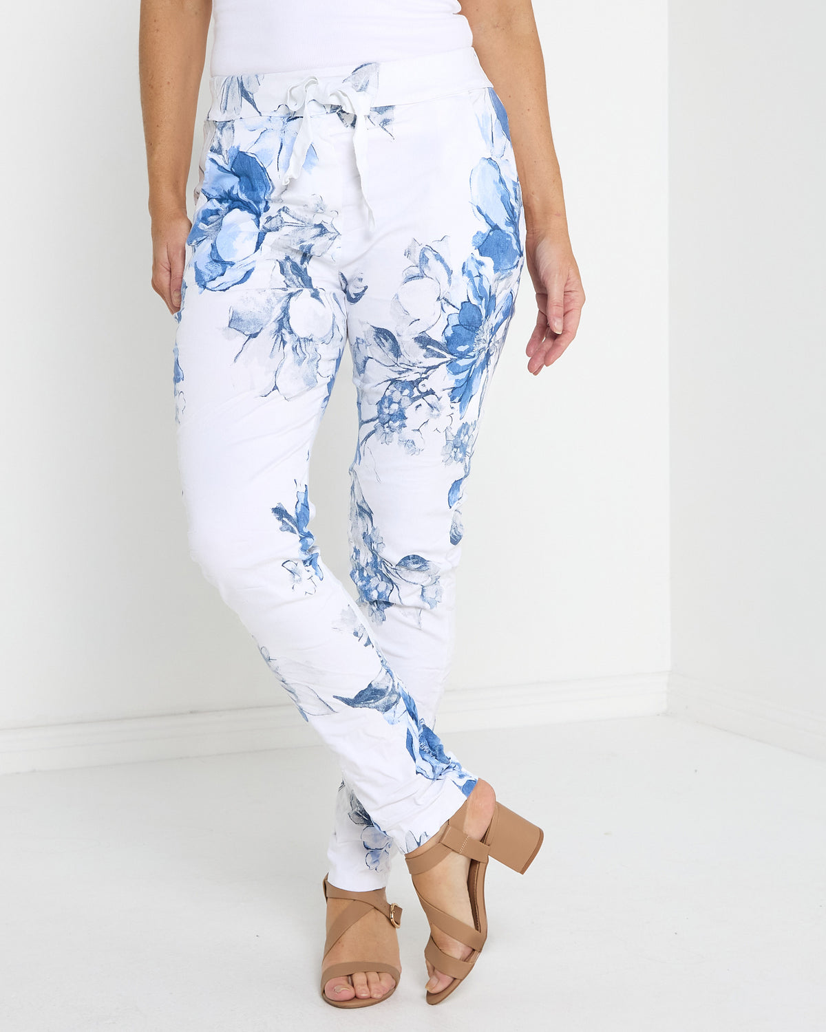 Norah Pants - White/Blue Floral
