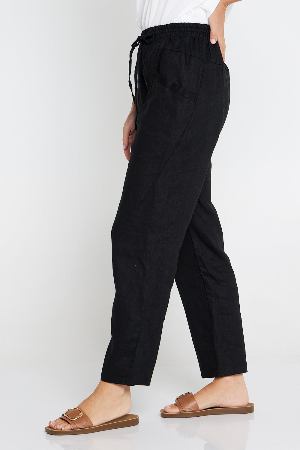 Yanisha Linen Pants - Black