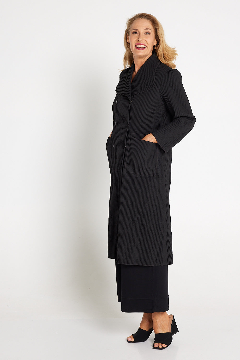 London Quilted Trench Coat - Black