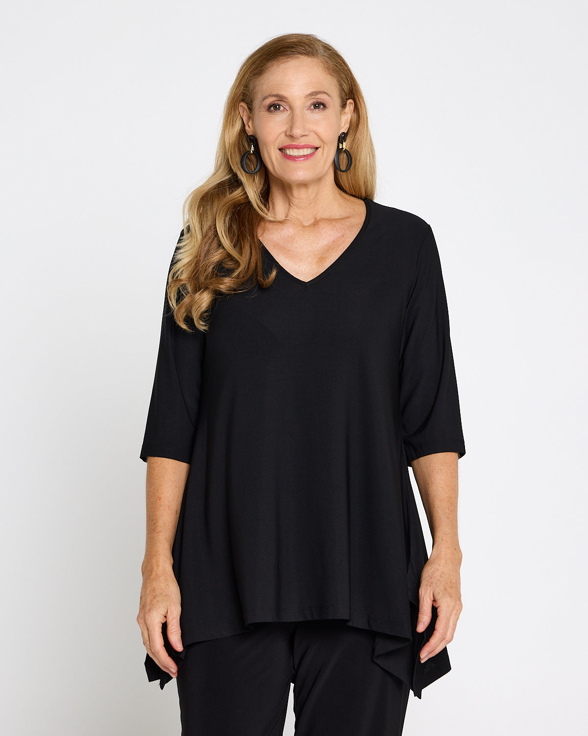 Andrea Vee Neck Mid Sleeve Top Black