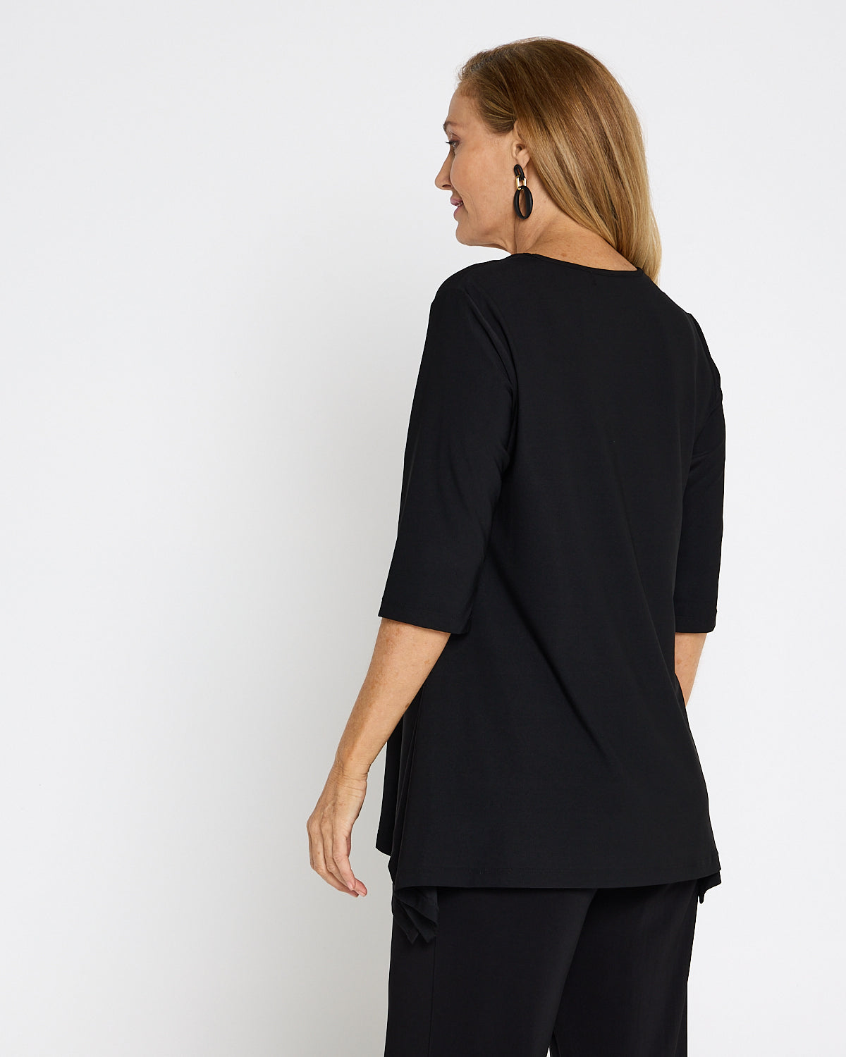 Andrea Vee Neck Mid Sleeve Top Black
